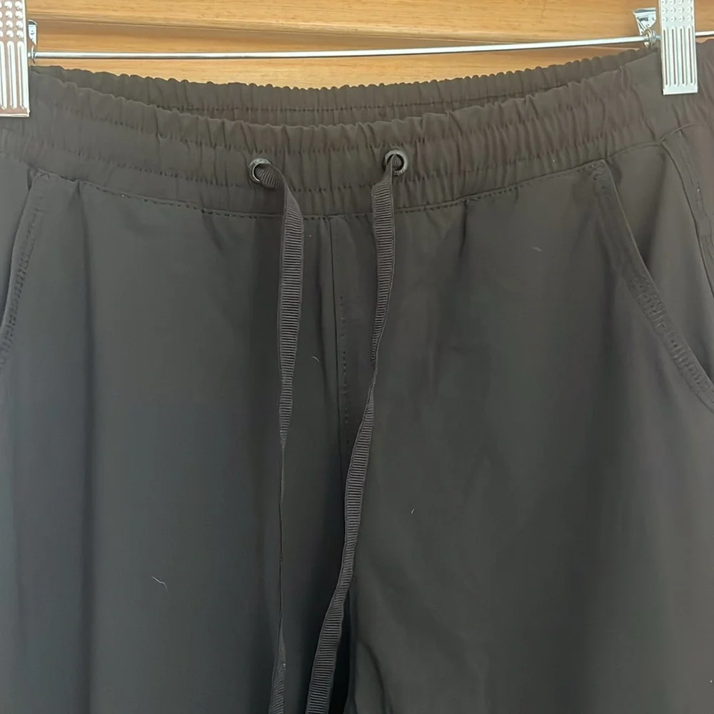 EDDIE BAUER Women’s Rainer Fleece-lined Jogger Pants Black Size 6 - Picture 2 of 10